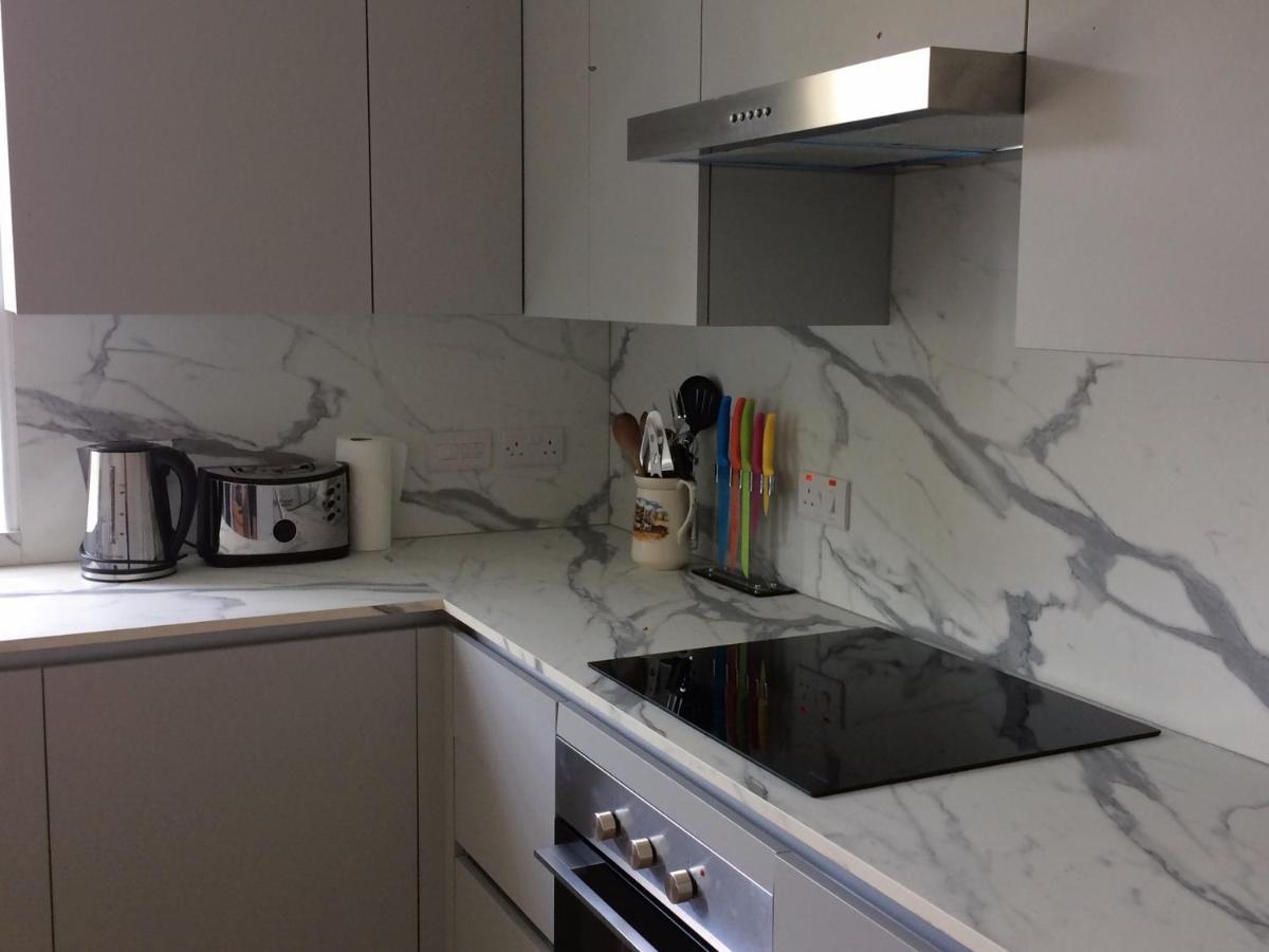 เพอร์ซี่ เพลส Apartment บาธ ภายนอก รูปภาพ